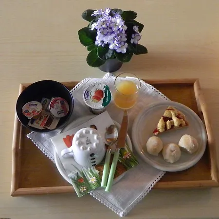 Alla Val Bed & Breakfast